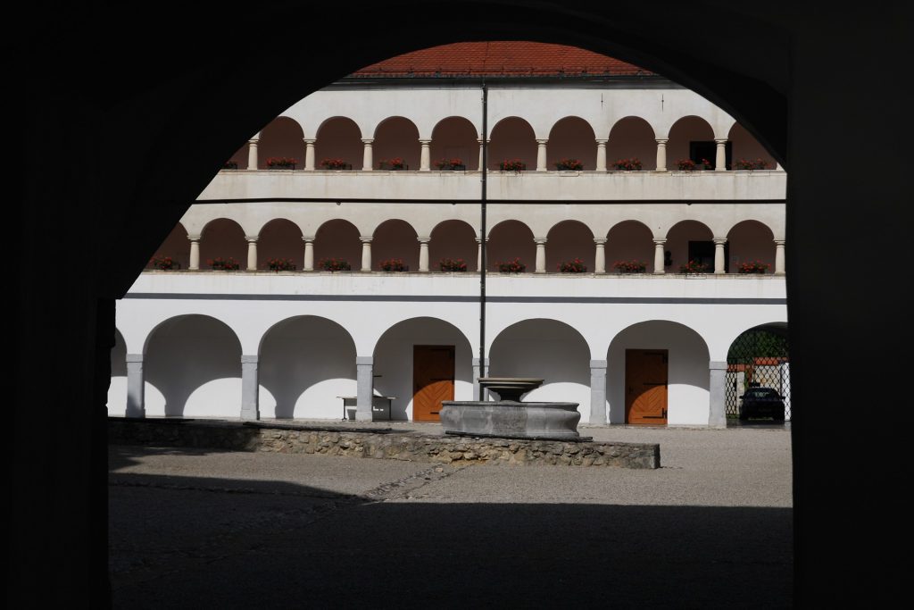 Girovagando tra i castelli del Posavje (parte 2) 15 Kostanjevica na Krki - Samostan - Castelli del Posavje