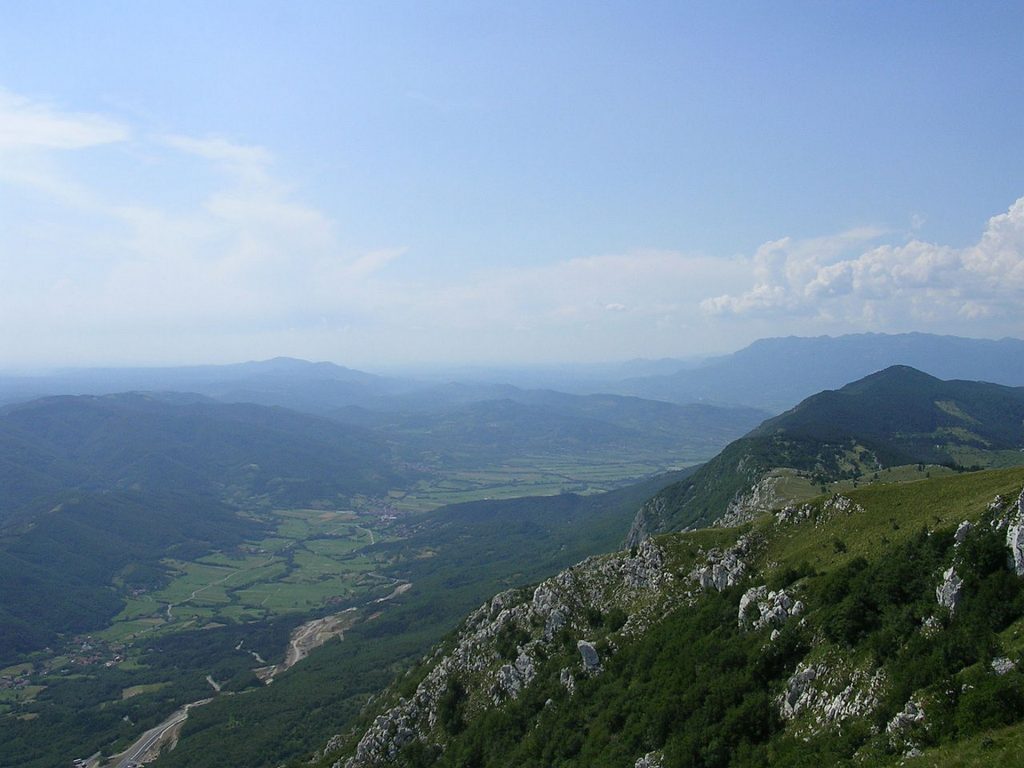 Storie, acque e vini: benvenuti a Vipava 4 Vipava - La Vipavska Dolina vista dal Nanos