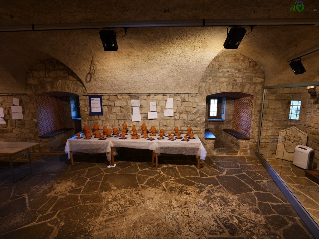 Cena segreta al castello di Prem 6 L'interno del castello di Prem