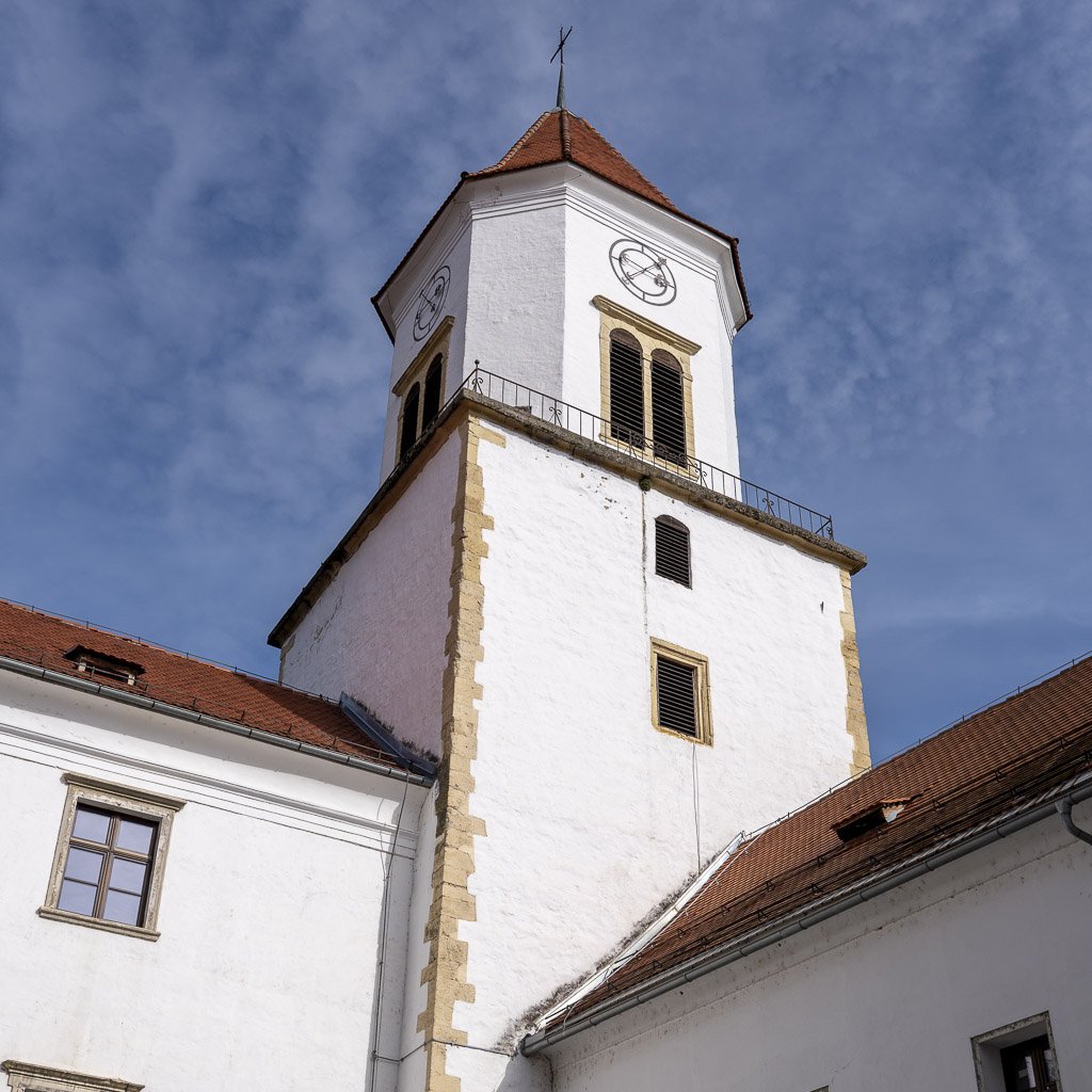 Alla scoperta della Prlekija tra vino e relax 14 La torre del castello di Ormož in Prlekija.
