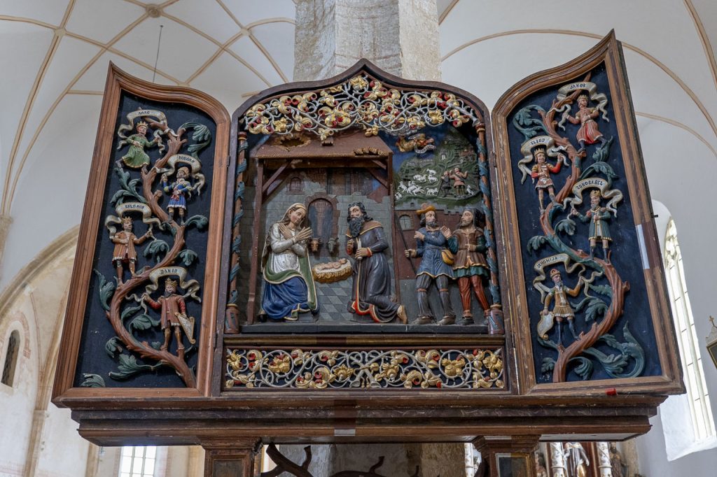 Slovenske gorice: un mondo da scoprire nella Slovenia orientale 16 Lo splendido altare dedicato alla Natività di Gesù.