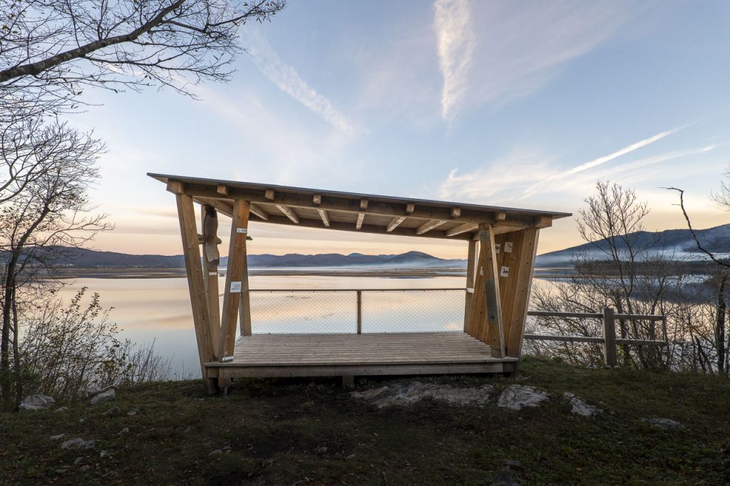 Uno degli splendidi punti di osservazione sul lago di Cerknica.