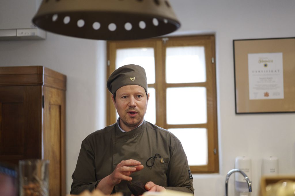 Il maître chocolatier Tomaž ci spiega i segreti del cioccolato Passero.