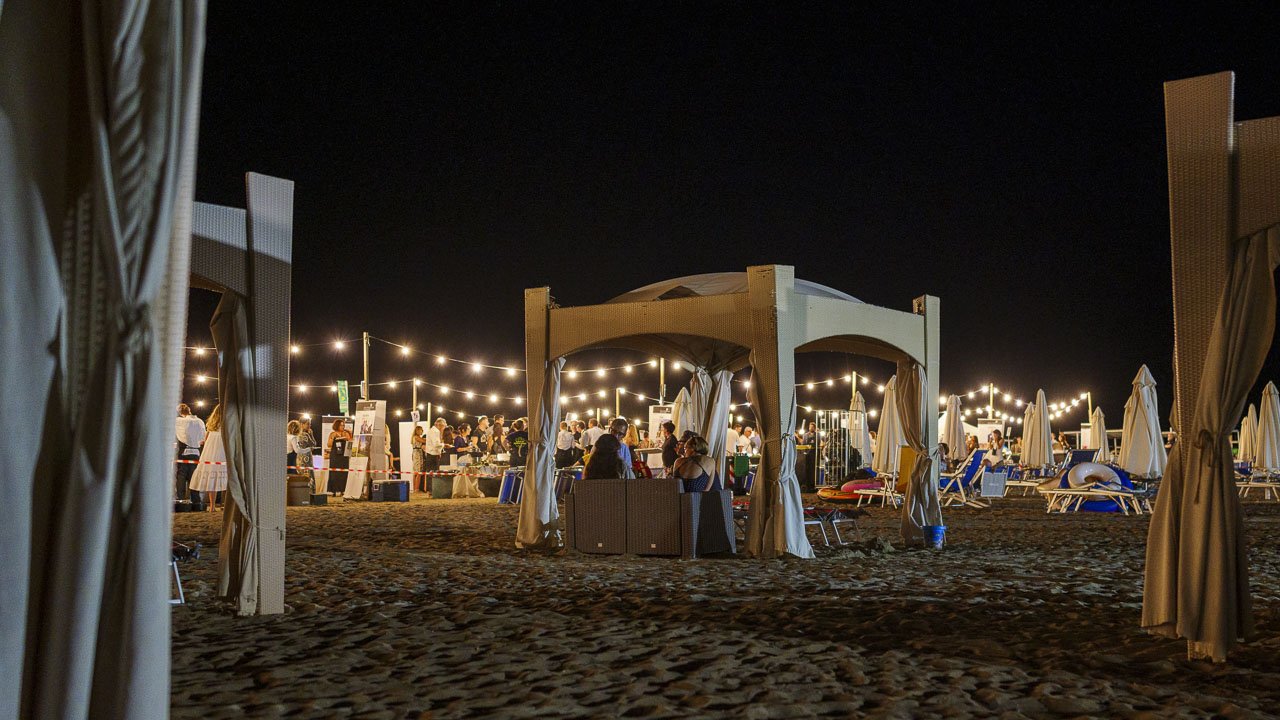 Dinner show - cena spettacolo a Grado.