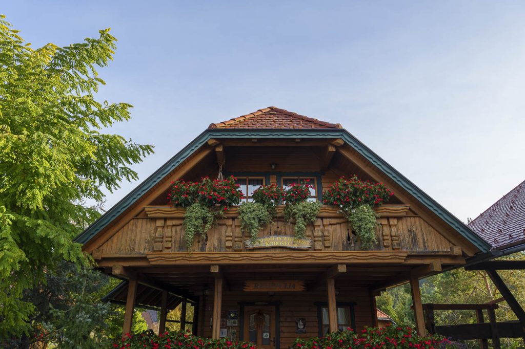 La reception dell'agriturismo Korošec a Mozirje.