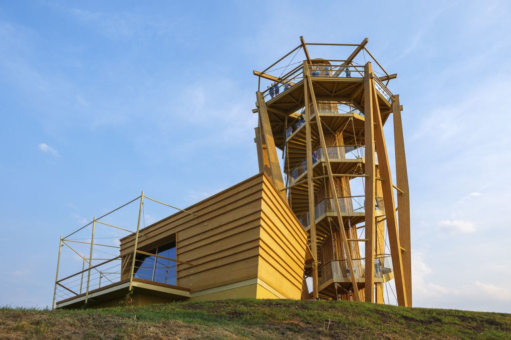 La torre panoramica di Mađerka.