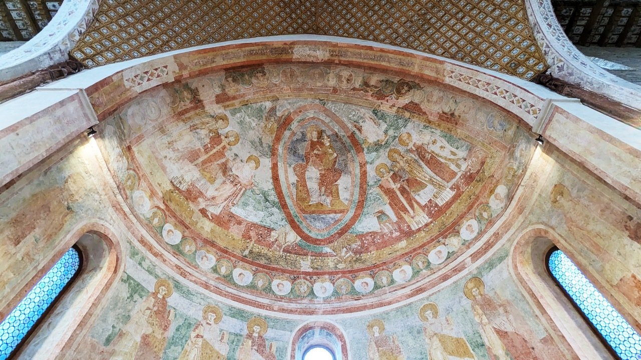 I fantastici affreschi della Basilica di Aquileia.