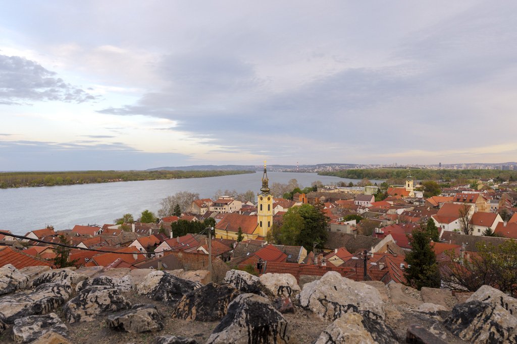 Alla scoperta della Serbia a Belgrado e dintorni 25 La classica vista di Zemun dal belvedere di Gardoš sul Danubio.
Alla scoperta della Serbia.