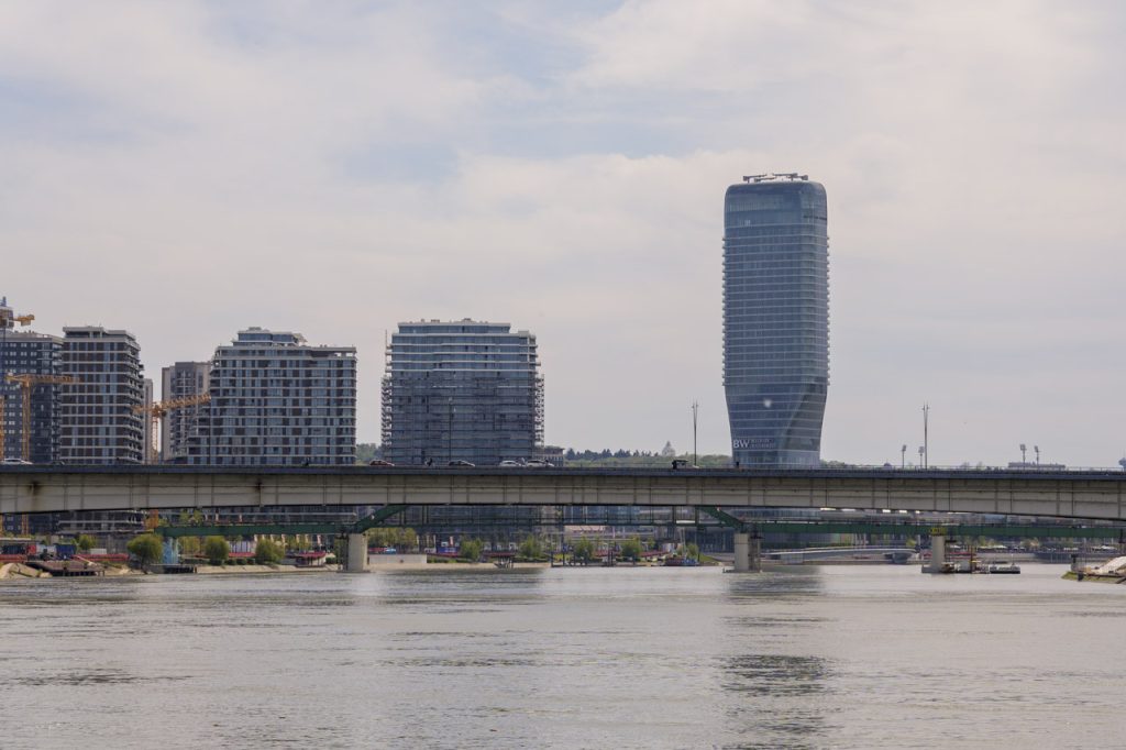 Alla scoperta della Serbia a Belgrado e dintorni 22 Il Waterfront di Belgrado, un grande (e controverso) cantiere.