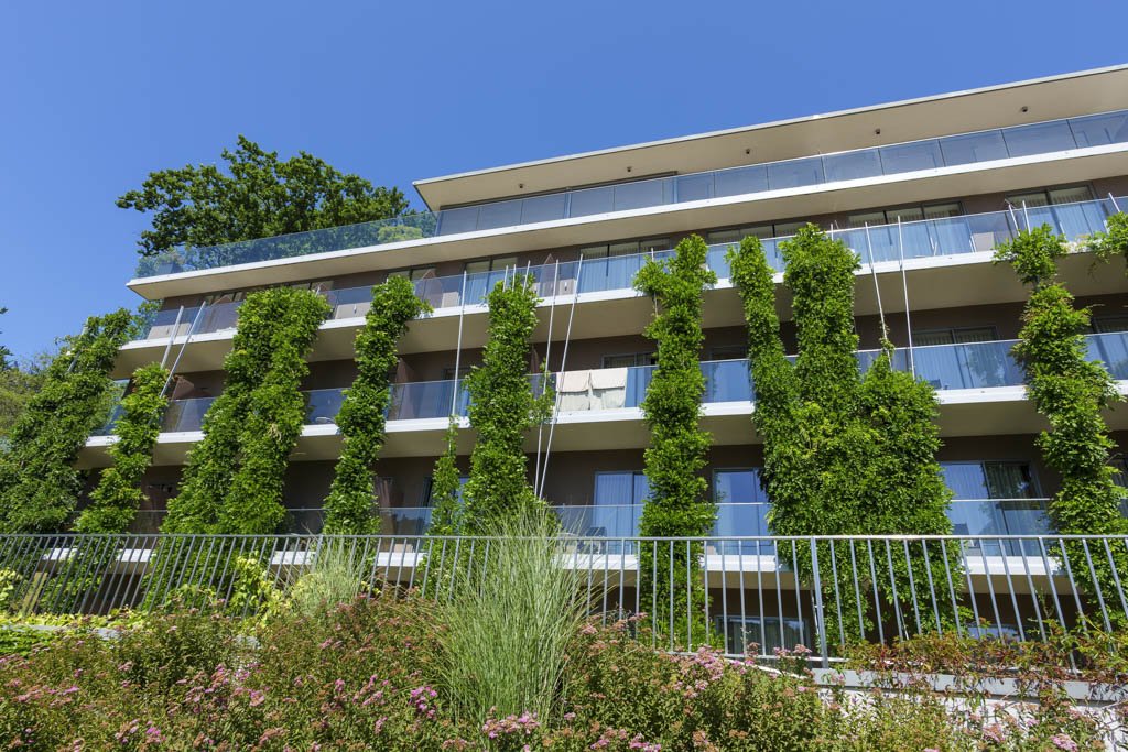 Atlantida: moderno e green anche all'esterno.