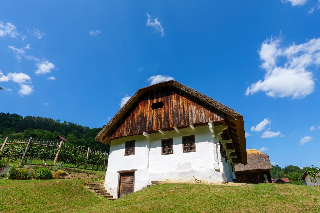 A pochi km da Rogaška troviamo l'antica Juneževa domačija.