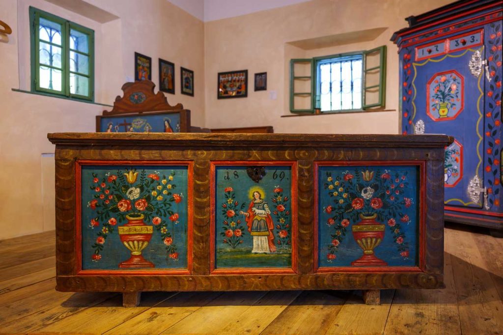 La mostra Prelepa Gorenjska al musel nel castello Khiselstein.