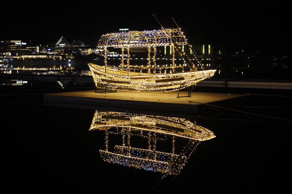 La barca "pletna", uno dei simboli del lago di Bled.