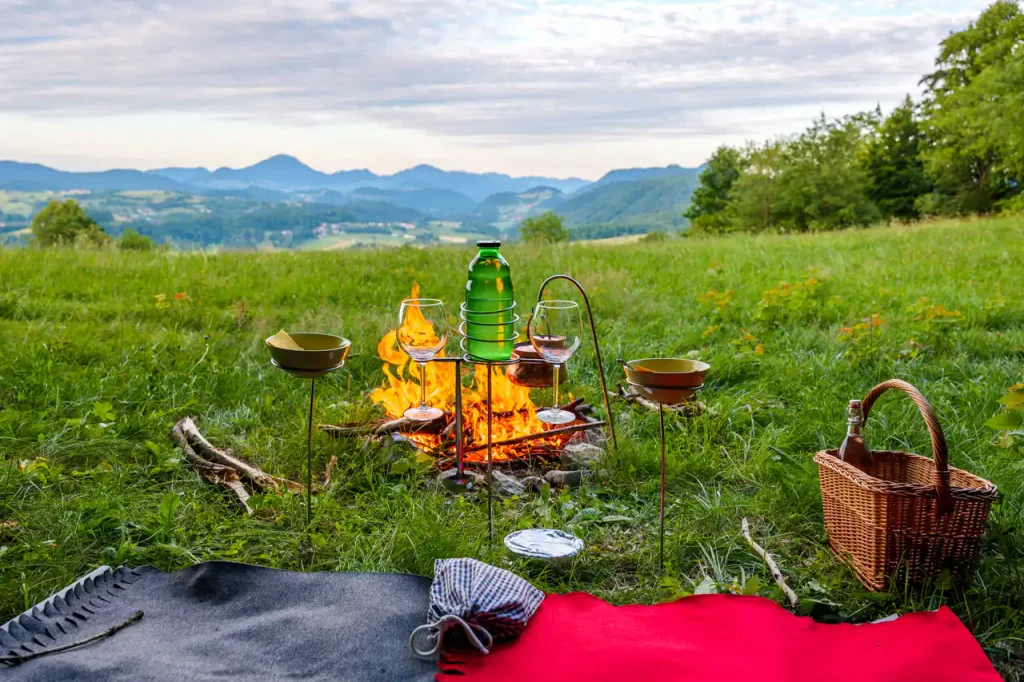 Litija e GEOSS, il cuore geografico della Slovenia: esperienze uniche nelle viscere della terra e tra le fronde degli alberi 17 Fuoco acceso, ci rilassiamo in attesa della cena!