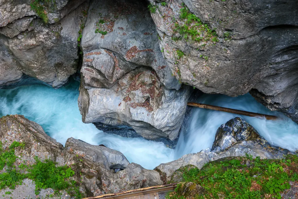 Cosa vedere a Werfen e dintorni: itinerario di 2 giorni nel Salisburghese 28 Le acque del Großarler Ache si fanno strada tra la roccia.